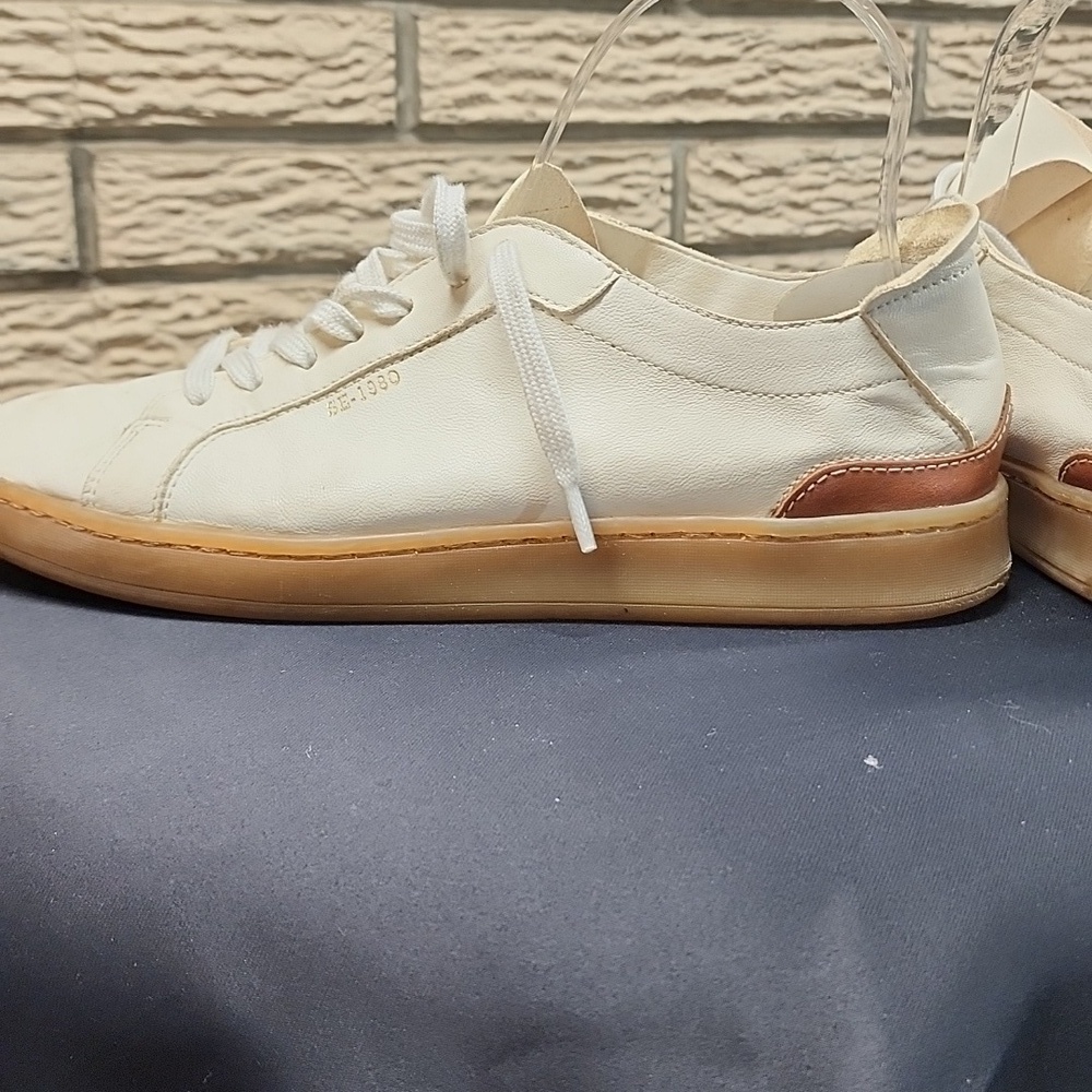 Sam Edleman Classic Men's  Leather Sneakers with Gum Sole Sz 9 - Picture 4 of 5